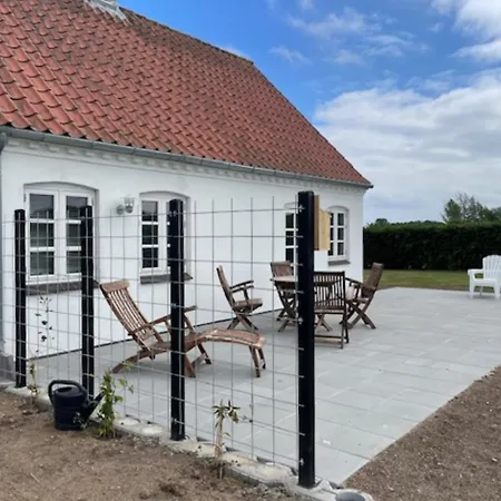 With Great Views On Langeland Nyaraló Lokkeby